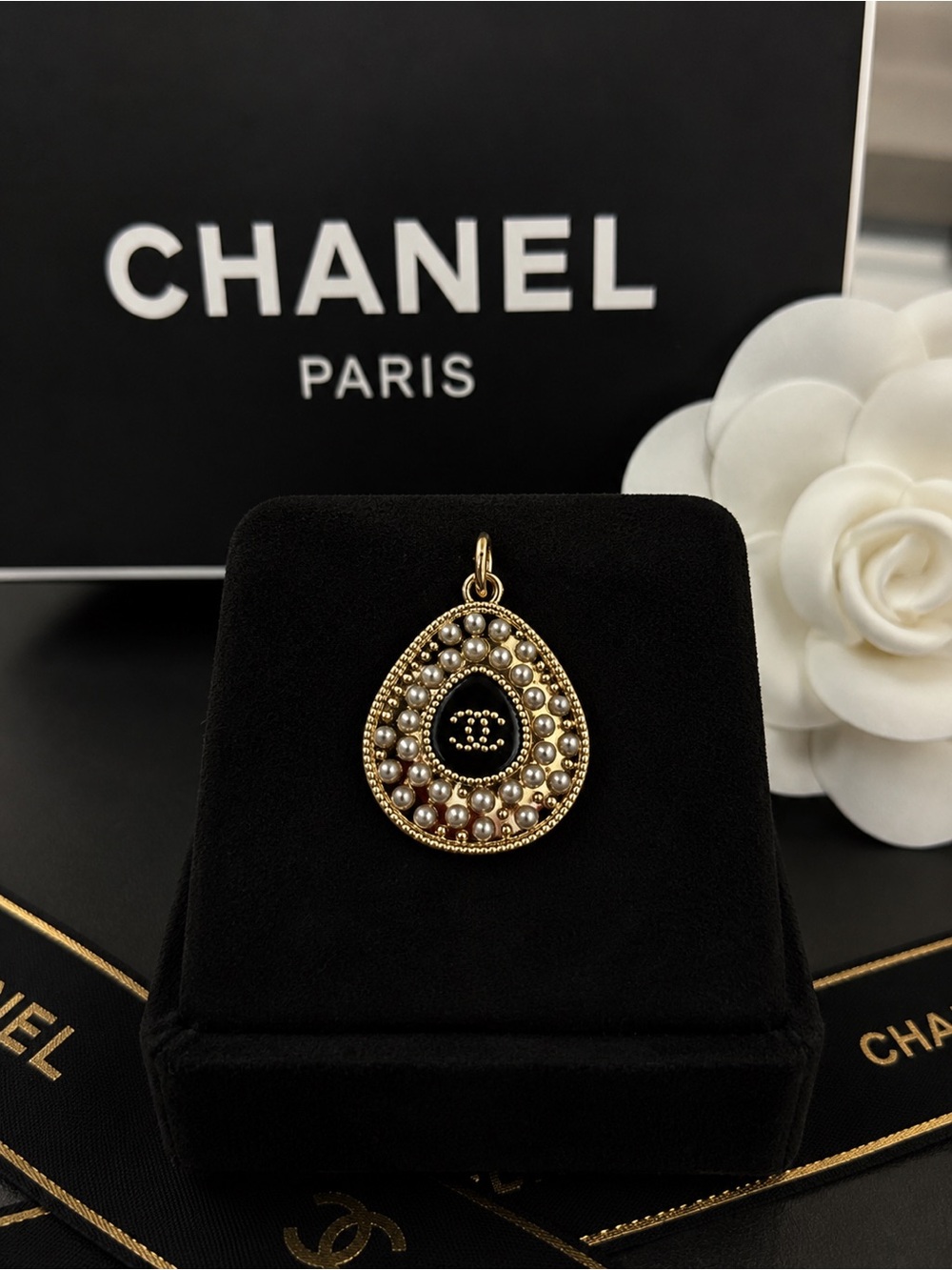 CHANEL stamped Gold and Pearl Teardrop CC Pendant charm zipper pull